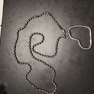 Silver heart necklace